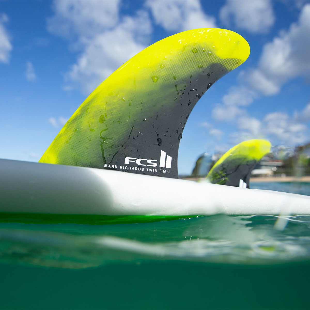 FCS II Mark Richards Twin + Stabiliser Fins
